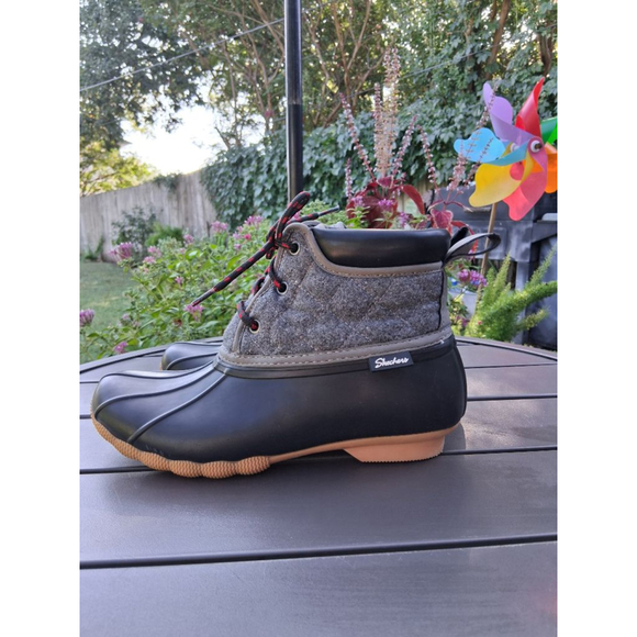 EUC Women's Skechers Black Grey Quilted Duck Winter Rain Boots US 8 - Picture 4 of 13